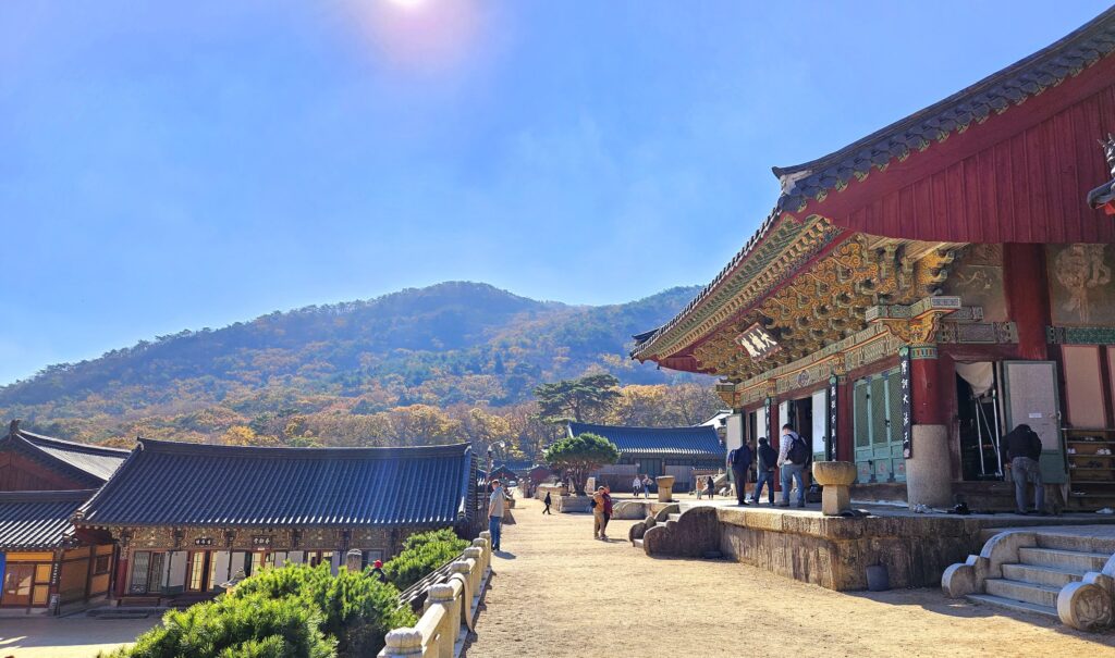 金井山梵魚寺大雄殿